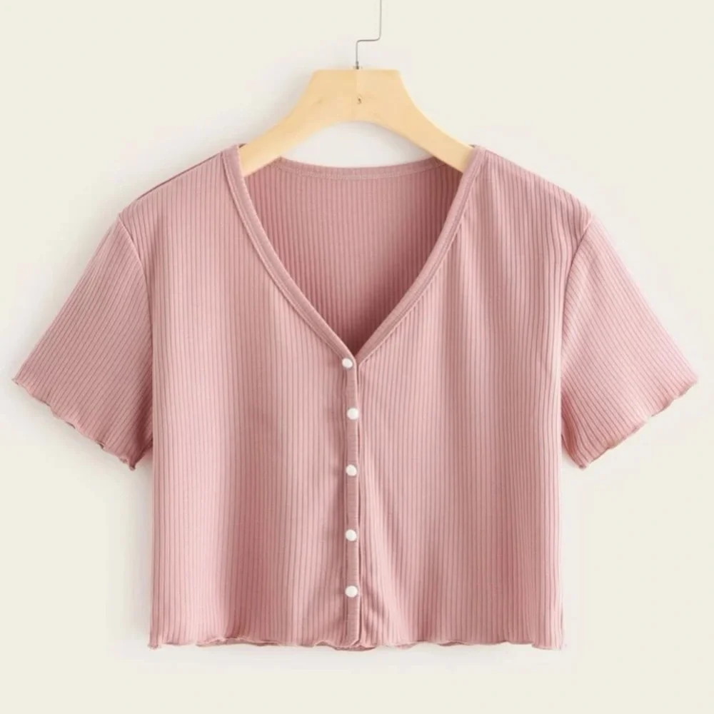 ROMWE Pink Ribbed Button Down Crop Top - Picture 6 of 9